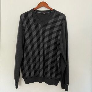 Tiger Woods Collection Wool Sweaters Mens XL Gray/Black V-Neck Pullover Golf coz